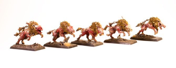 Age-of-Sigmar-Dire-Wolves-blanchitsu-group