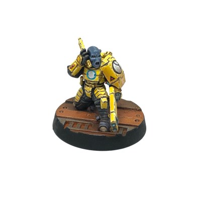 Yellow T’au Kill Team Fire Warrior Comms Specialist
